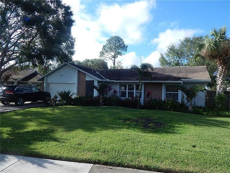 2nd image of 2616 Bay Leaf Dr