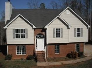 7213 Plum Creek Dr, Gainesville, GA 30507