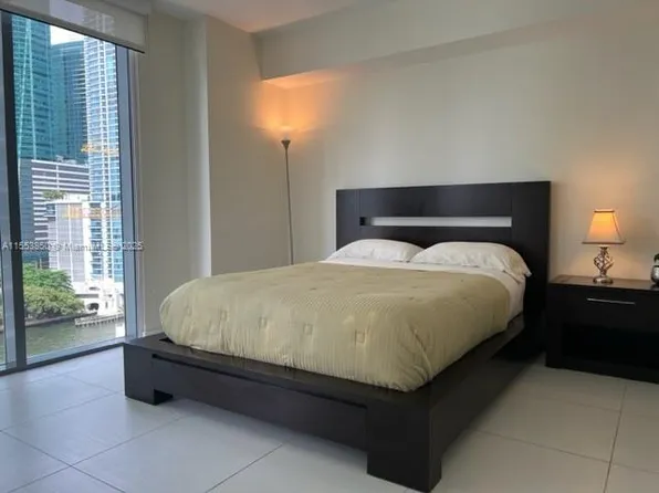 31 SE 6th St APT 1606, Miami, FL 33131