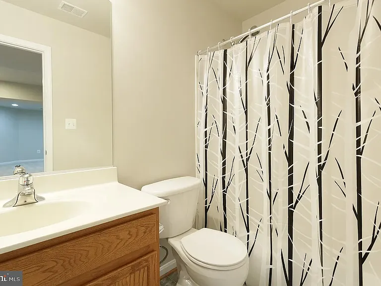 564 Woodruff Ln — Photo 25