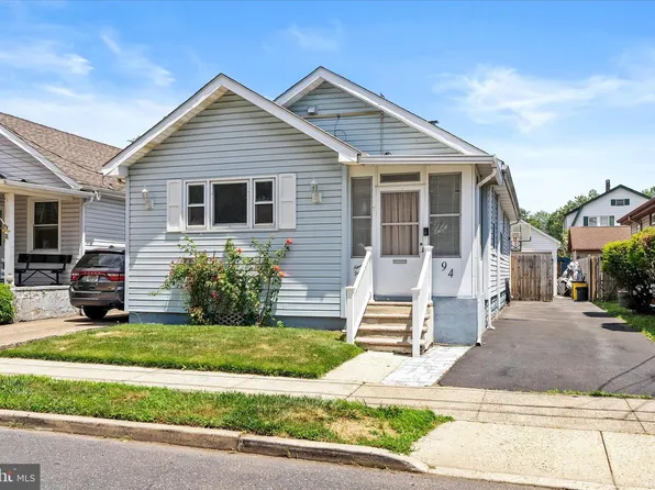 94 Reeger Ave, Hamilton, NJ 08610