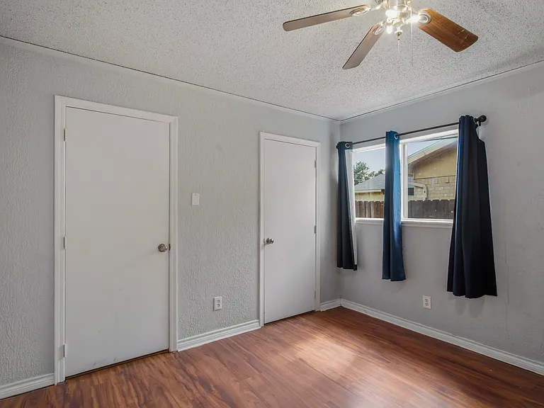 1518 Camelia Dr — Photo 16
