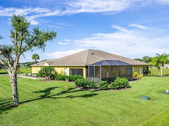 2nd image of 6709 Kenwood Pl