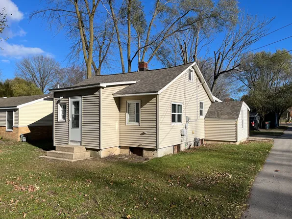 2025 W 32nd St, Holland, MI 49423