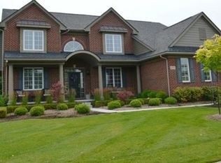 22522 Mondavi Dr, Novi, MI 48374