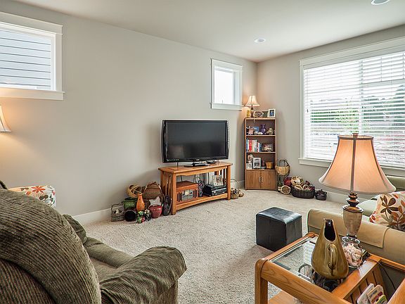 3rd image of 1219 267th Pl SE