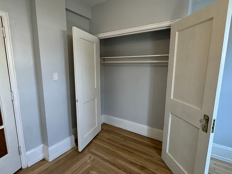 948 Court St #401 — Photo 10