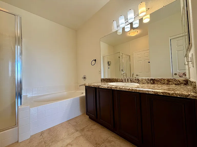 704 Peachy Canyon Cir #202 — Photo 31