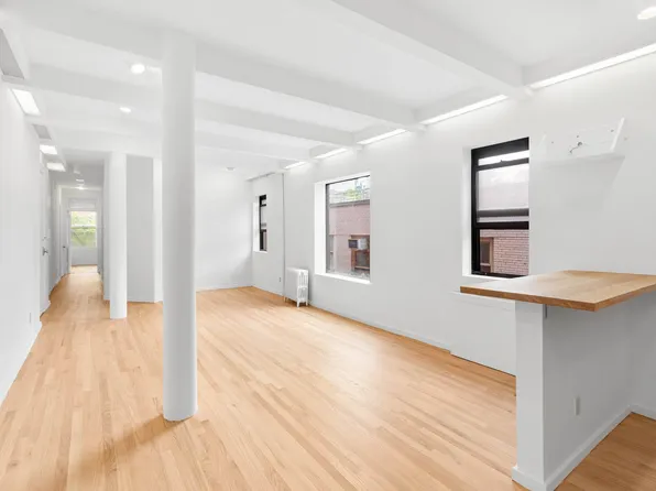 126 West 11th Street image 1 of 11