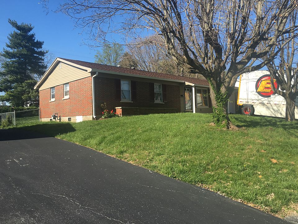 1st image of 118 Coldstream Dr