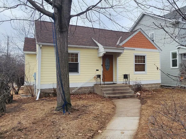 3901 Quail Ave N, Robbinsdale, MN 55422