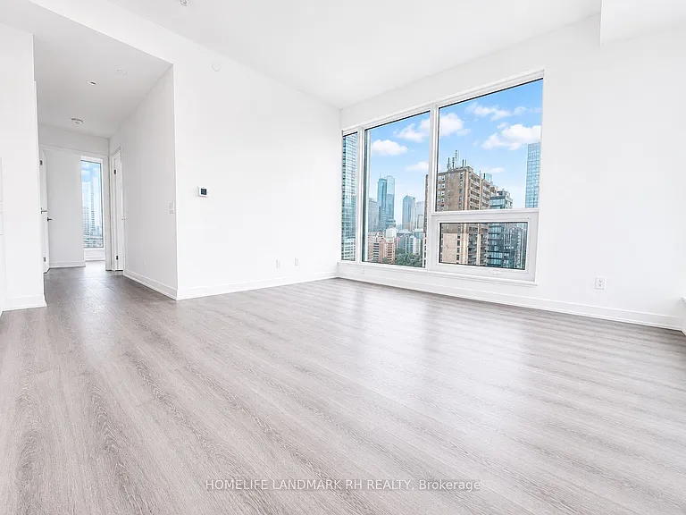 8 Wellesley St W #1609 — Photo 4