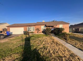 9607 Laurel Ave, Fontana, CA 92335