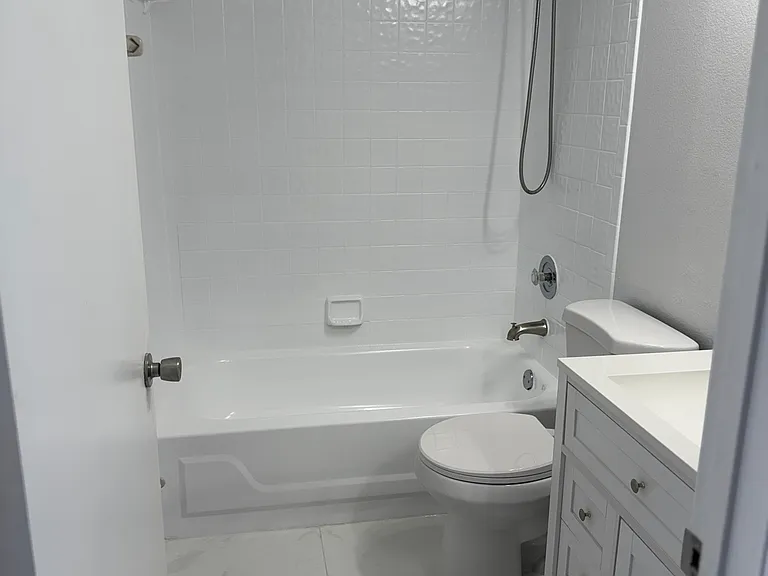 6204 Raintree Dr — Photo 17