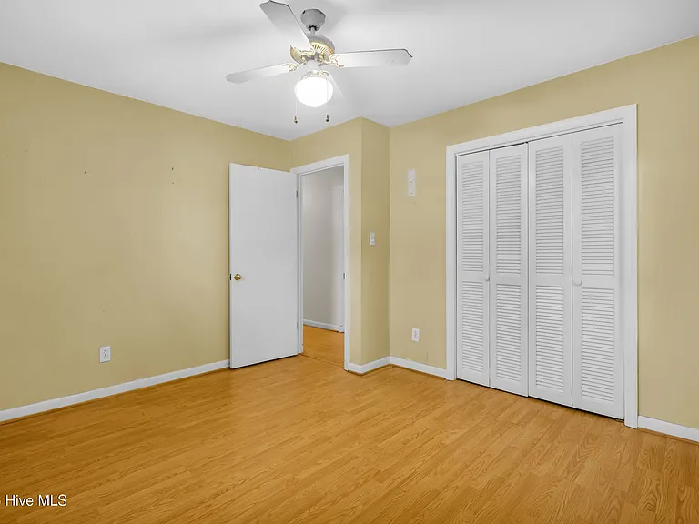 609 Edgehill Rd — Photo 23