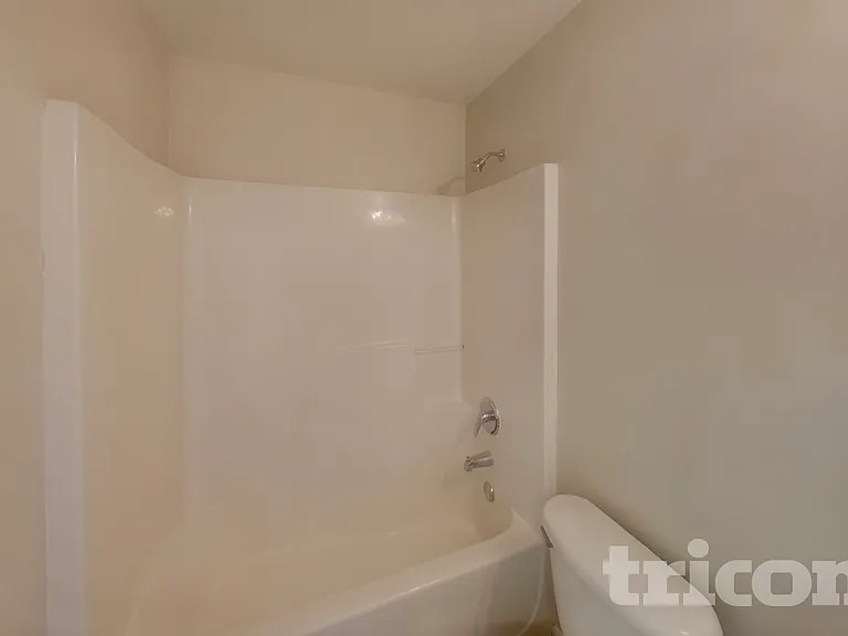 3368 Hunting Creek Pass — Photo 16