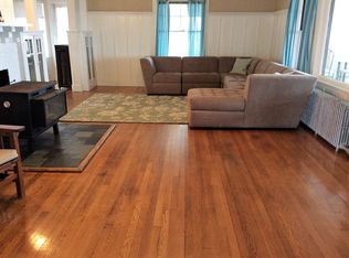 221 Beach Ave, Hull, MA 02045