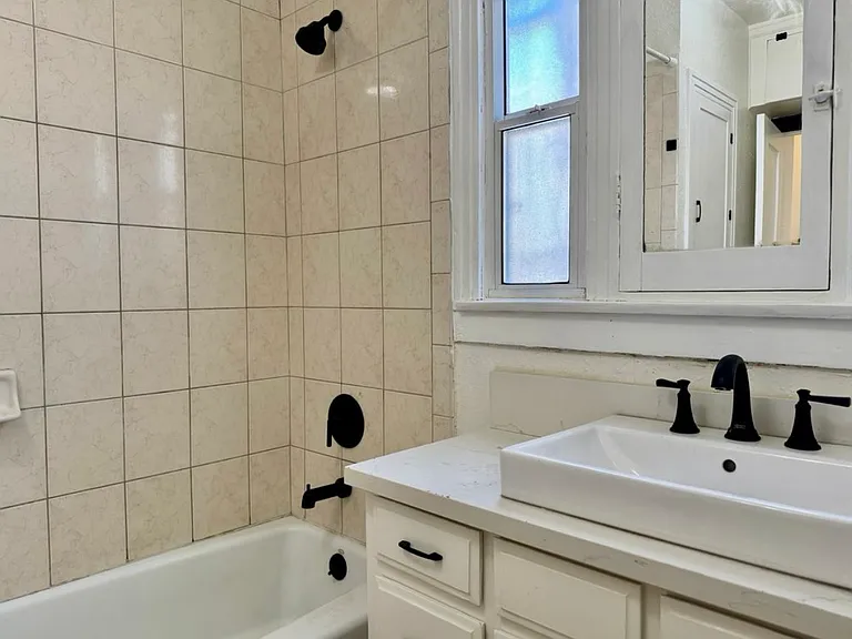 2927 S West View St #1 — Photo 28