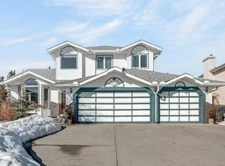 108 S Hawkstone Close NW, Calgary, AB T3G 3P3