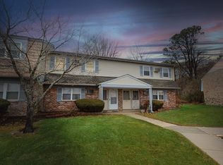 14B Oxford Vlg #14B, Egg Harbor Township, NJ 08234