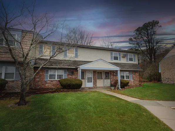 14B Oxford Vlg #14B, Egg Harbor Township, NJ 08234