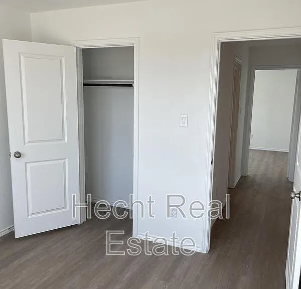 2906 Green Finch — Photo 22