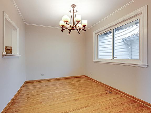 5th image of 1003 Cumberland Ct