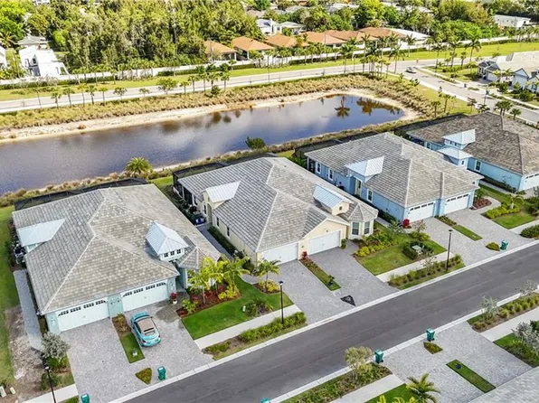 8781 Yucatan CT, NAPLES, FL 34112