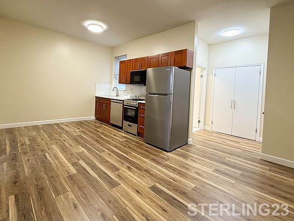 3rd image of 28-07 24th Ave #2RFL