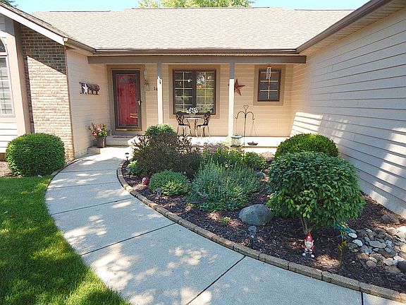 4th image of 1402 Parlor City Dr