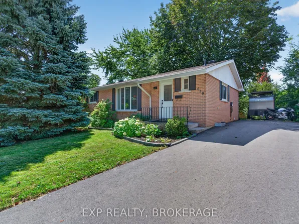 659 Sussex Blvd, Kingston, ON K7M 5A9