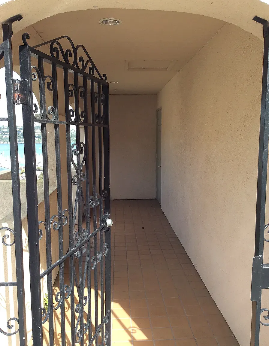 3 bed, 3000 sqft, $8,995 — Photo 3