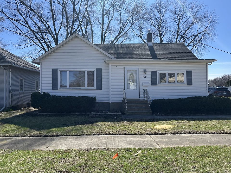 1st image of 709 E Livingston St