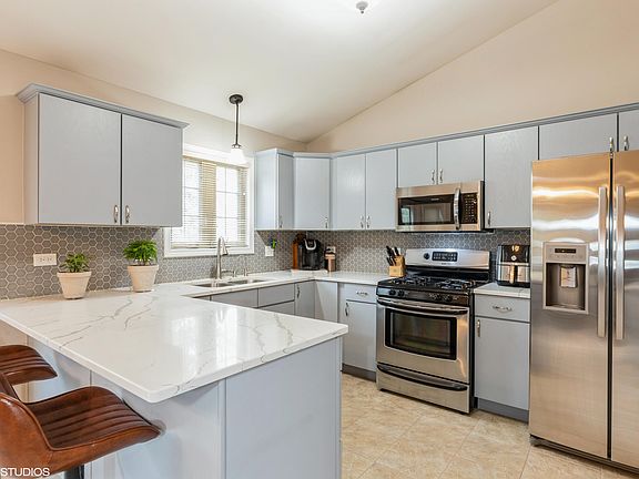 4th image of 9840 Kreitzburg St