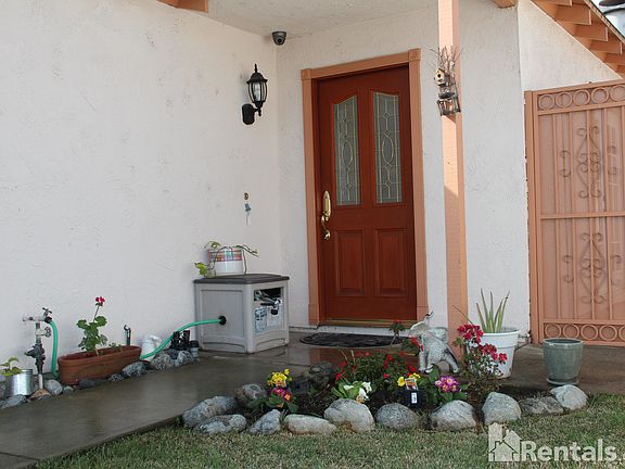 2nd image of 15276 Mariposa Ave