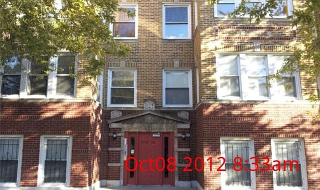 1st image of 3706 W Ainslie St #2