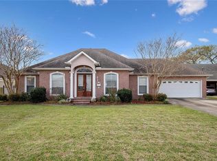 1416 Mimosa St, Marrero, LA 70072