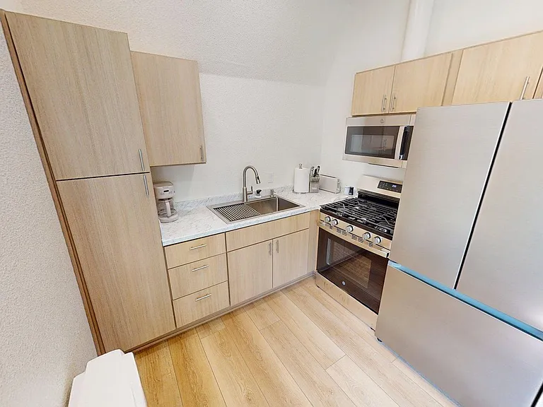 4405 Sand Canyon Rd — Photo 10