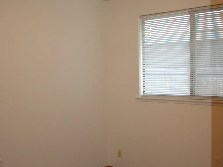 1777 NE Tucson Way — Photo 19