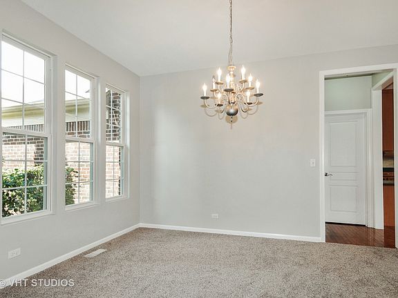 5th image of 12517 Blue Iris Ln