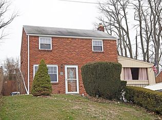 552 Burton Dr, Pittsburgh, PA 15235