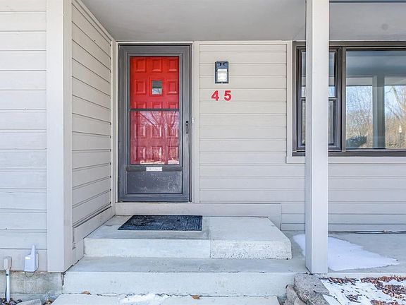 2nd image of 45 Edison Ave