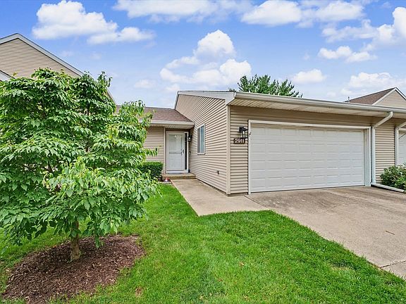 2nd image of 2911 Sierra Dr #2911