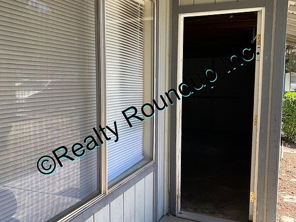 4th image of 2643 Burlington Pl
