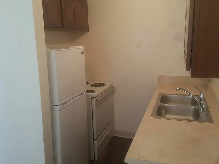 7865 Valley Rd NE — Photo 32