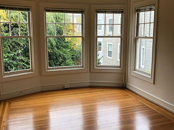 3rd image of 1626 Chestnut St #8