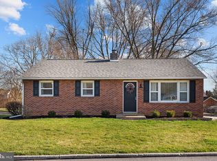 205 Peach Ave, Hershey, PA 17033