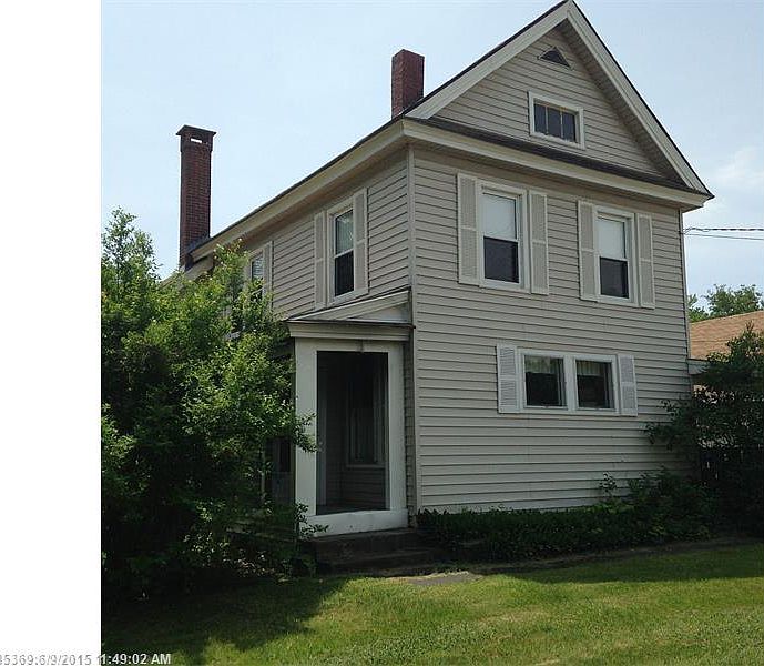 2nd image of 70 Maple St