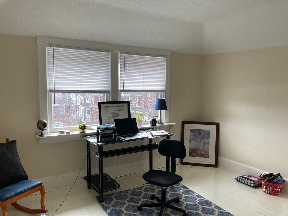Front Bedroom/Office