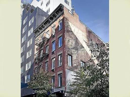 Sold by Stribling | media 8